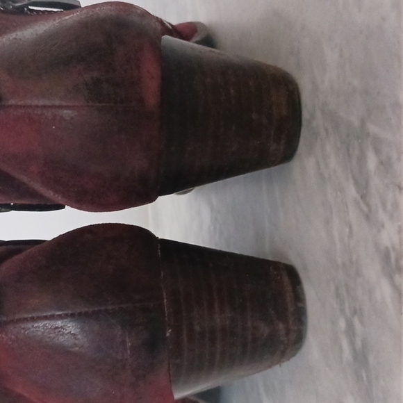 Franco Sarto Burgundy Wine Greco Ankle Booties, Size 9.5 - Picture 8 of 10